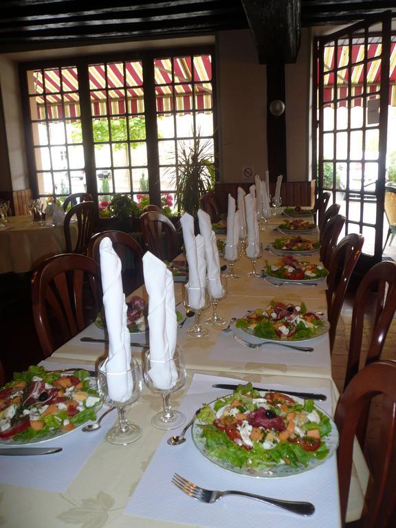 Auberge Bourbonnaise Lurcy-Lévis 외부 사진