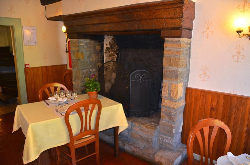 Auberge Bourbonnaise Lurcy-Lévis 외부 사진