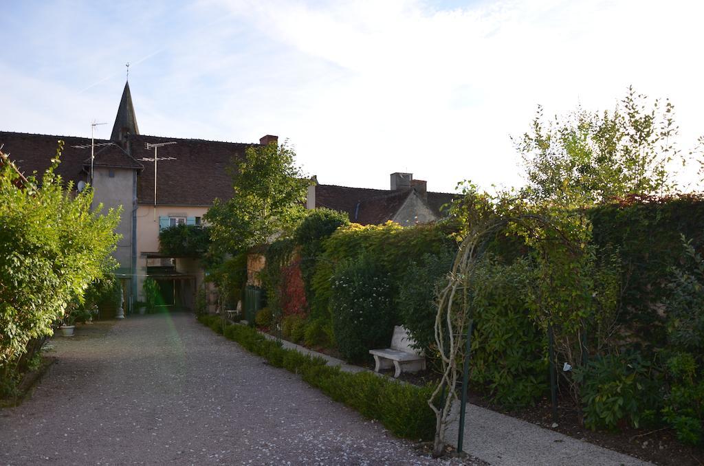 Auberge Bourbonnaise Lurcy-Lévis 외부 사진
